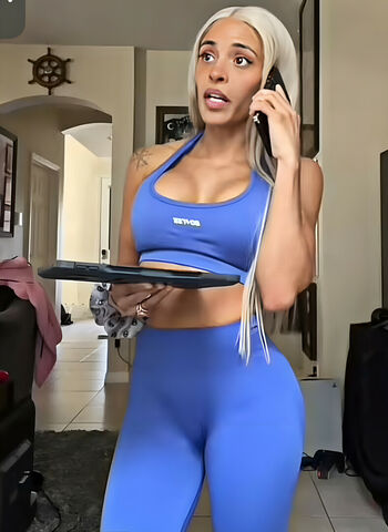Zelina Vega