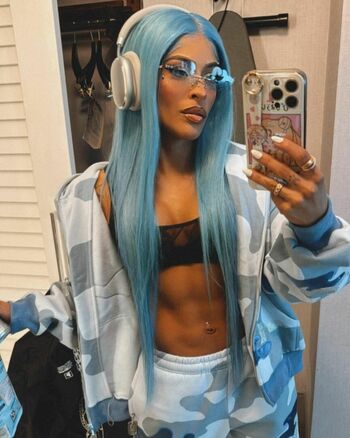 Zelina Vega