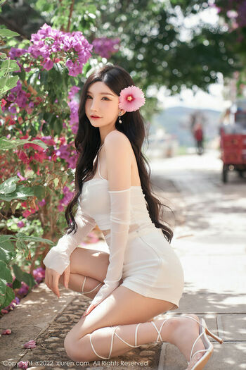 Zhou Yuxi