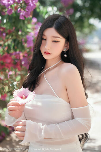Zhou Yuxi