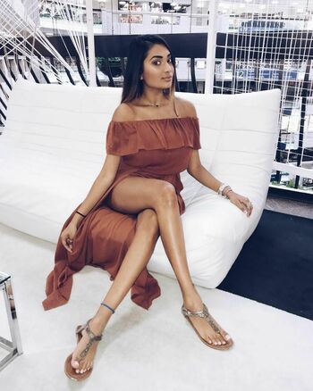 Zia Natasha Lehman