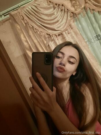 zina_first_kiss
