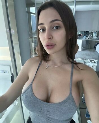 Zlatoslava Sharvarok