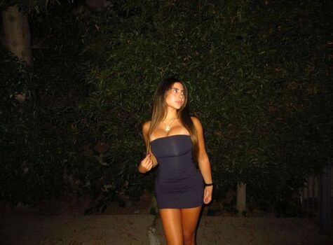Zoe D