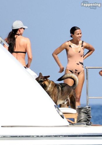 Zoe Saldana