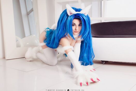 Zoe Volf Cosplay