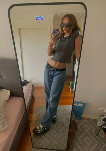 Zoe Zoesillss