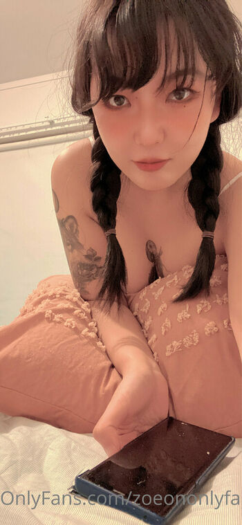 zoeononlyfans