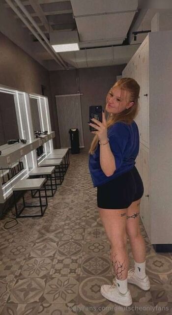ZoeRedHair
