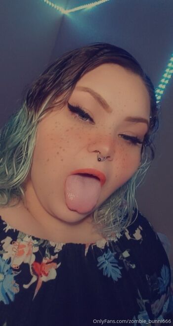 zombie_bunni666