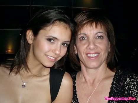 Nina Dobrev