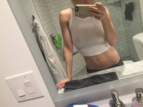 Iliza Shlesinger