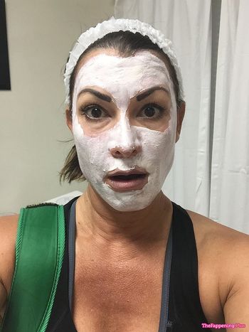 Lisa Marie Varon