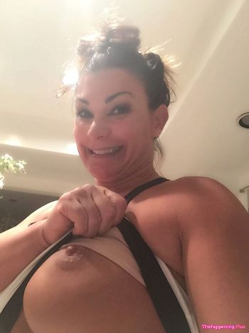 Lisa Marie Varon