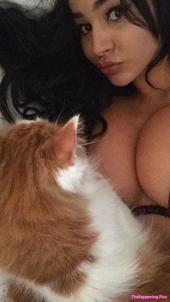 Courtnie Quinlan