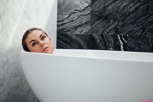 Serinda Swan